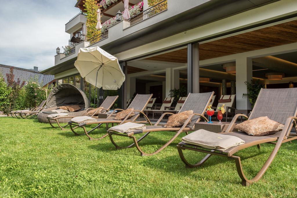 Aktivhotel Alpendorf Sankt Johann im Pongau Eksteriør bilde