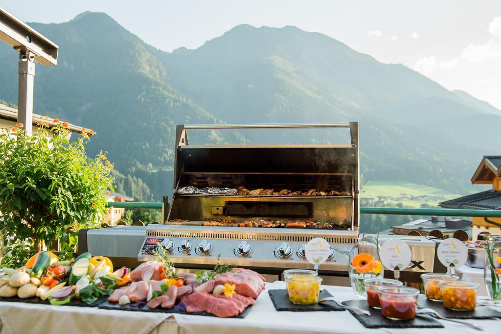 Aktivhotel Alpendorf Sankt Johann im Pongau Eksteriør bilde